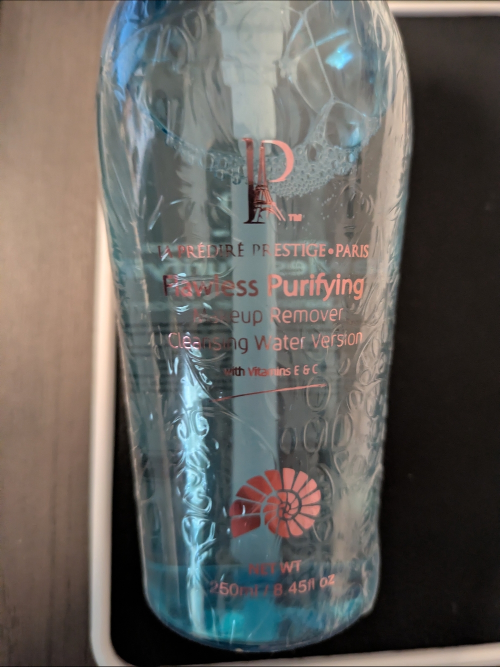 La Predire Paris Flawless Purifying Makeup Remover - Blue